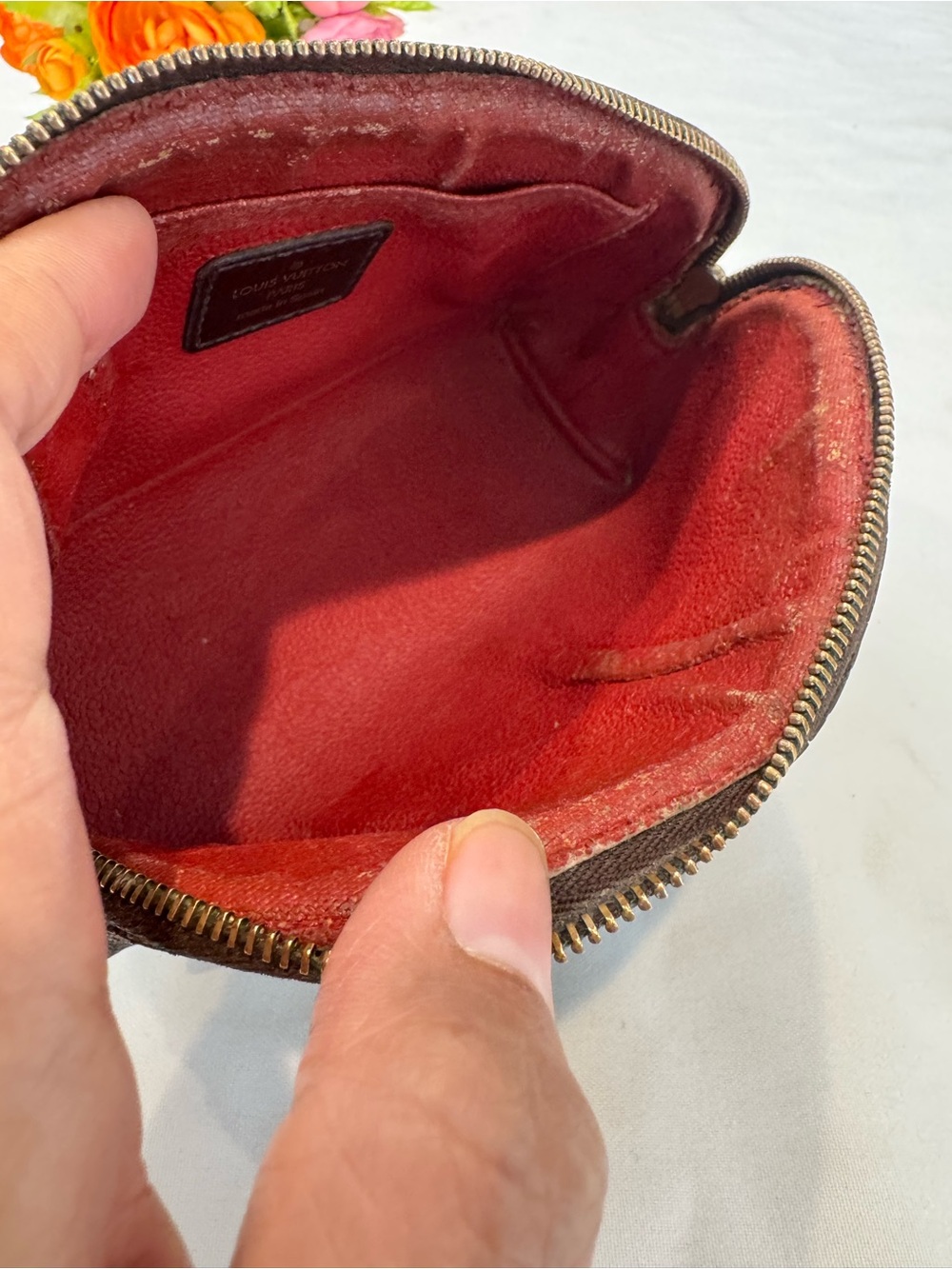Authentic Louis Vuitton Damier Ebene Pouchette - Picture 7 of 9